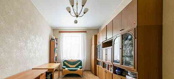 4-комн. квартира, 111 м2, 3/5 эт. Санкт-Петербург