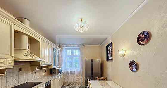 4-комн. квартира, 200 м2, 8/44 эт. Москва