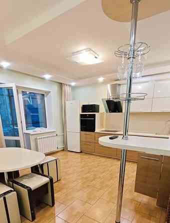 2-комн. квартира, 65 м2, 3/10 эт. Красноярск
