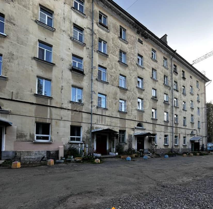 4-комн. квартира, 87 м2, 2/5 эт. Архангельск - изображение 1