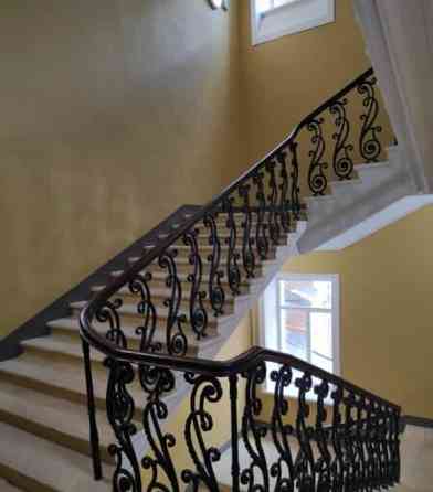 3-комн. квартира, 100 м2, 2/5 эт. Москва