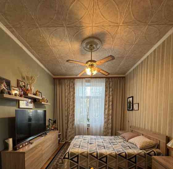 Комната, 15 м2, 1/5 эт. Москва