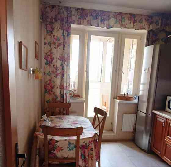 2-комн. квартира, 55 м2, 12/25 эт. Москва