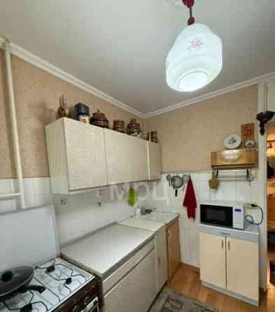 3-комн. квартира, 33 м2, 3/9 эт. Москва