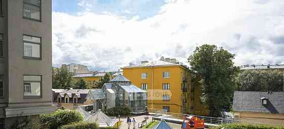 5-комн. квартира, 177.3 м2, 3/11 эт. Санкт-Петербург