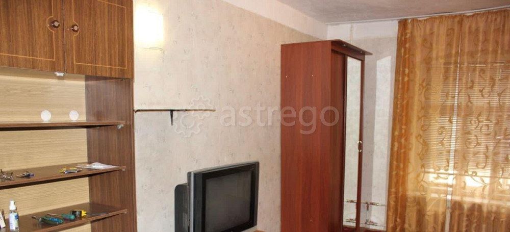 Комната, 22 м2, 5/5 эт. Санкт-Петербург - изображение 2