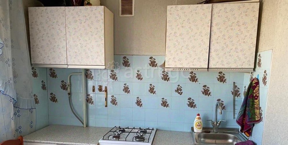 3-комн. квартира, 56 м2, 9/9 эт. Дзержинский - изображение 1