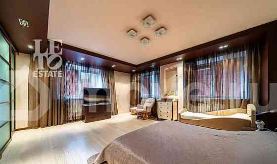 Таунхаус, 220 м2, 2 сотки, 4 эт. Москва