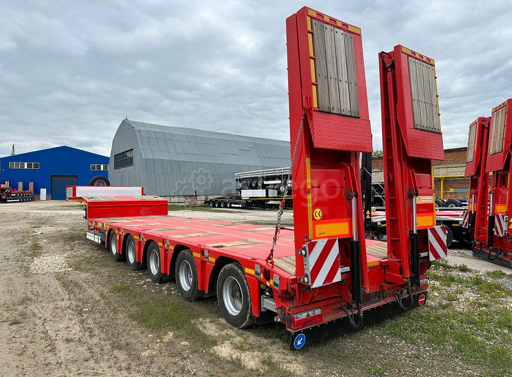 Полуприцеп трал Kassbohrer LOWBED (ISO PAKCS), 5 осей раздвижной 10 градусов аппарели Краснодар - изображение 1