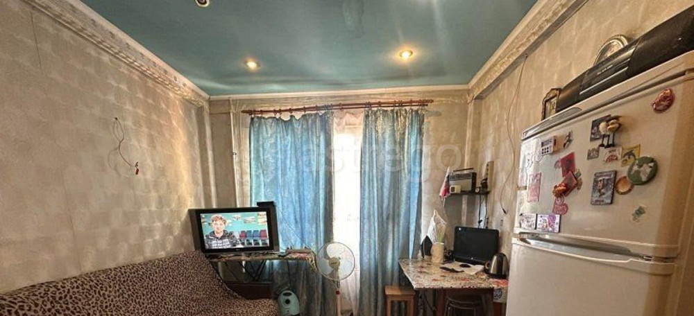 Комната, 12.5 м2, 2/5 эт. Санкт-Петербург - изображение 1