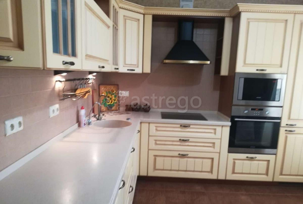 3-комн. квартира, 105 м2, 4/9 эт. Старый Оскол - изображение 1