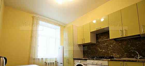 2-комн. квартира, 89 м2, 5/5 эт. Санкт-Петербург