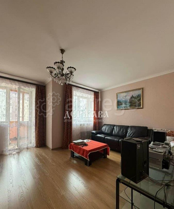 2-комн. квартира, 61 м2, 2/9 эт. Старый Оскол - изображение 2