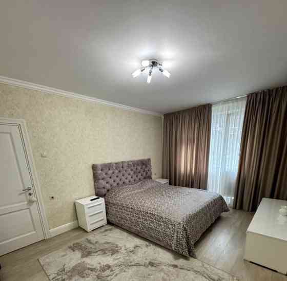 2-комн. квартира, 52 м2, 13/17 эт. Москва
