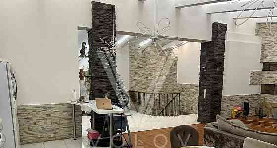 5-комн. квартира, 300 м2, 5/6 эт. Красноярск