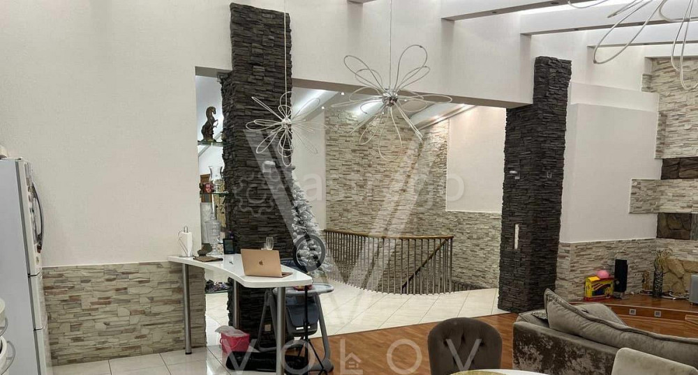 5-комн. квартира, 300 м2, 5/6 эт. Красноярск - изображение 4