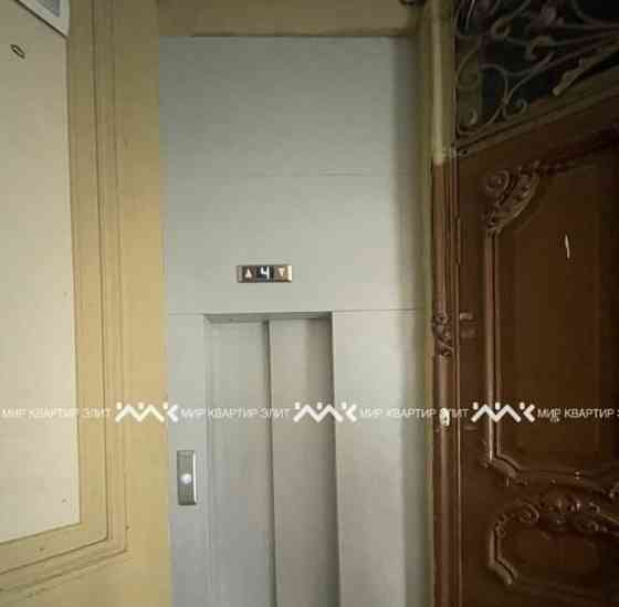 6-комн. квартира, 284 м2, 4/5 эт. Санкт-Петербург
