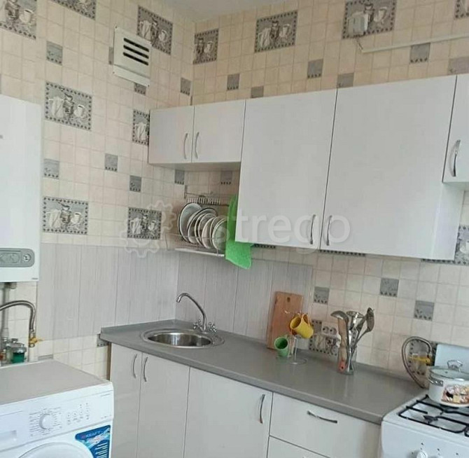 2-комн. квартира, 65 м2, 2/6 эт. Белгород - изображение 2