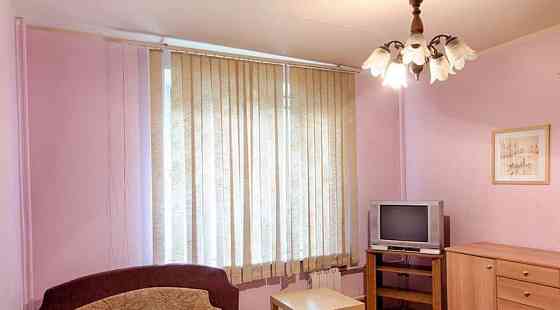 2-комн. квартира, 42 м2, 1/12 эт. Москва