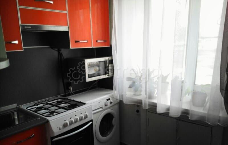 Посуточно, 3-комн. квартира, 60 м2, 1/5 эт. Яровое - изображение 1