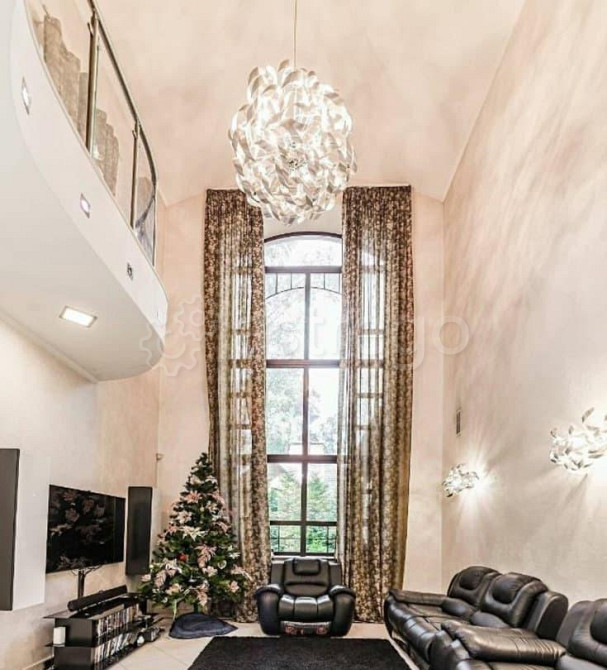 Коттедж, 450 м2, 26 соток, 3 эт. Королев - изображение 2