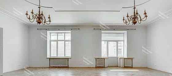 6-комн. квартира, 350 м2, 5/6 эт. Москва