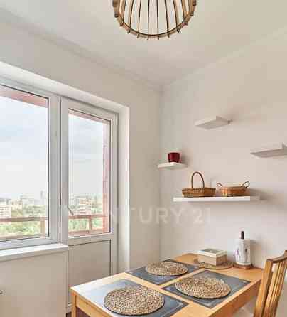 4-комн. квартира, 92.6 м2, 15/16 эт. Санкт-Петербург