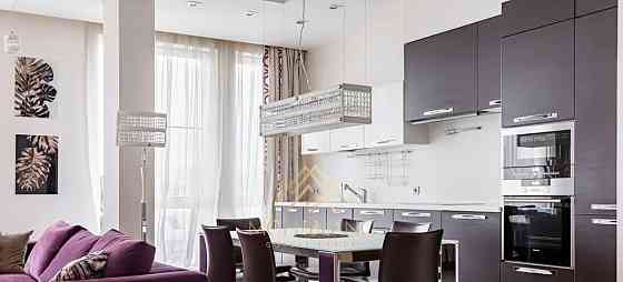 3-комн. квартира, 100 м2, 5/8 эт. Санкт-Петербург