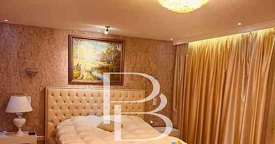 5-комн. квартира, 210 м2, 13/19 эт. Москва