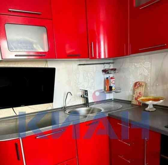 2-комн. квартира, 64 м2, 2/10 эт. Красноярск