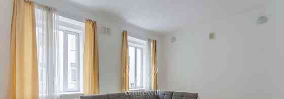 6-комн. квартира, 220 м2, 3/5 эт. Москва
