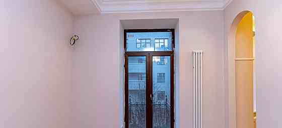 4-комн. квартира, 117 м2, 3/7 эт. Санкт-Петербург