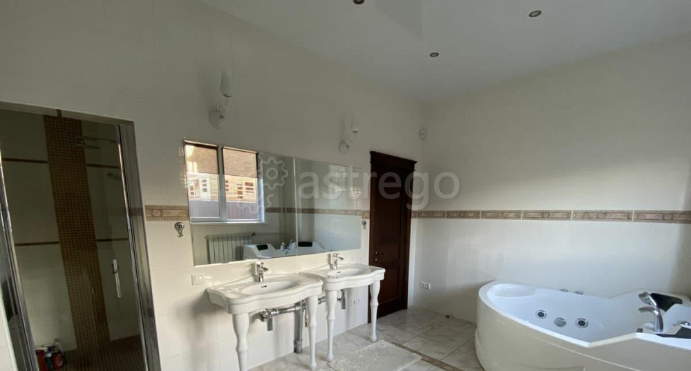 Дом, 360 м2, 10 соток, 3 эт. Березовка - изображение 4