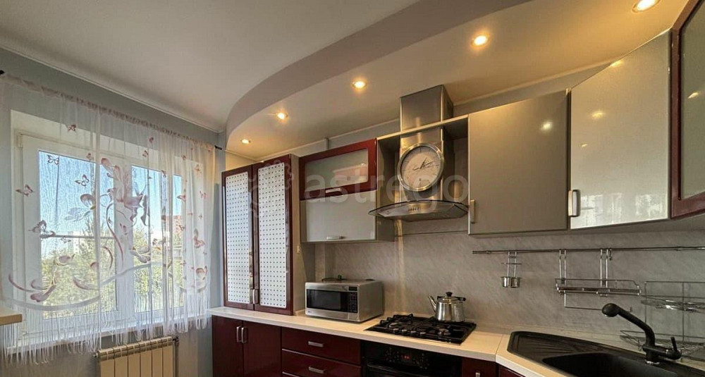 4-комн. квартира, 96.3 м2, 5/9 эт. Астрахань - изображение 2