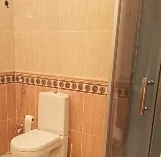 2-комн. квартира, 100 м2, 3/5 эт. Москва