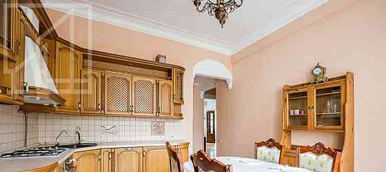 4-комн. квартира, 124 м2, 4/8 эт. Москва