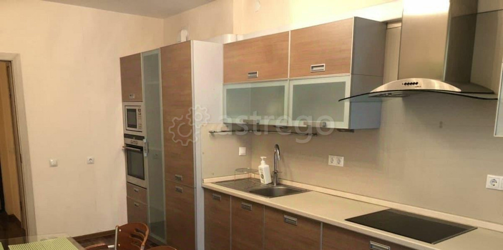 2-комн. квартира, 69 м2, 4/8 эт. Красноярск - изображение 1