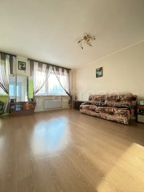 Продам студию, 48 м2, 3/4 этаж Екатеринбург - изображение 1