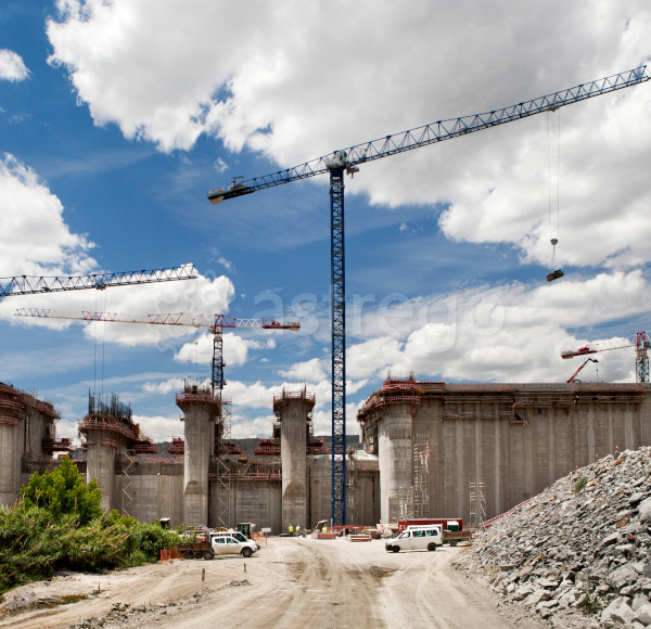 Кран башенный Comansa 5LC4010 — 5 т Владивосток - изображение 1