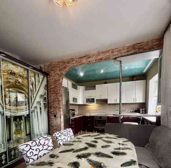 3-комн. квартира, 70.2 м2, 2/5 эт. Северодвинск