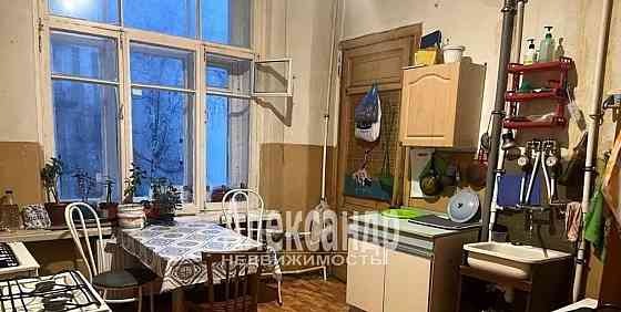 5-комн. квартира, 141 м2, 3/6 эт. Санкт-Петербург