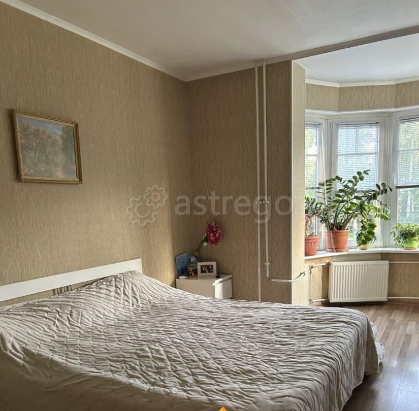 4-комн. квартира, 100 м2, 2/4 эт. Санкт-Петербург - изображение 2