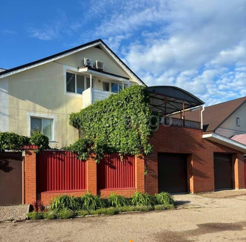 Дом, 375 м2, 7 соток, 2 эт. Стерлитамак - изображение 1