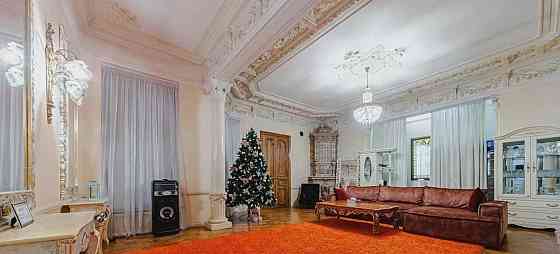 5-комн. квартира, 320 м2, 5/5 эт. Санкт-Петербург