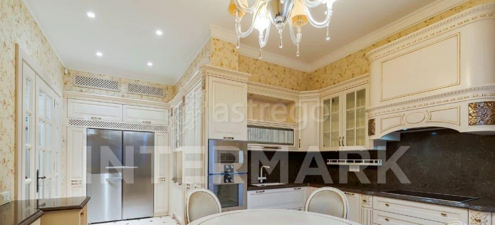 3-комн. квартира, 173 м2, 3/10 эт. Москва - изображение 3