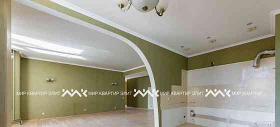 4-комн. квартира, 177.3 м2, 3/11 эт. Санкт-Петербург