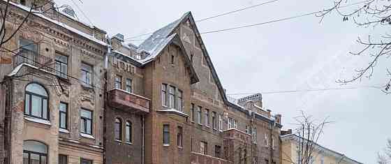 Комната, 210.5 м2, 2/4 эт. Санкт-Петербург