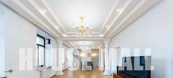 5-комн. квартира, 210 м2, 2/12 эт. Москва