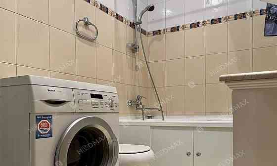 3-комн. квартира, 85 м2, 3/6 эт. Санкт-Петербург