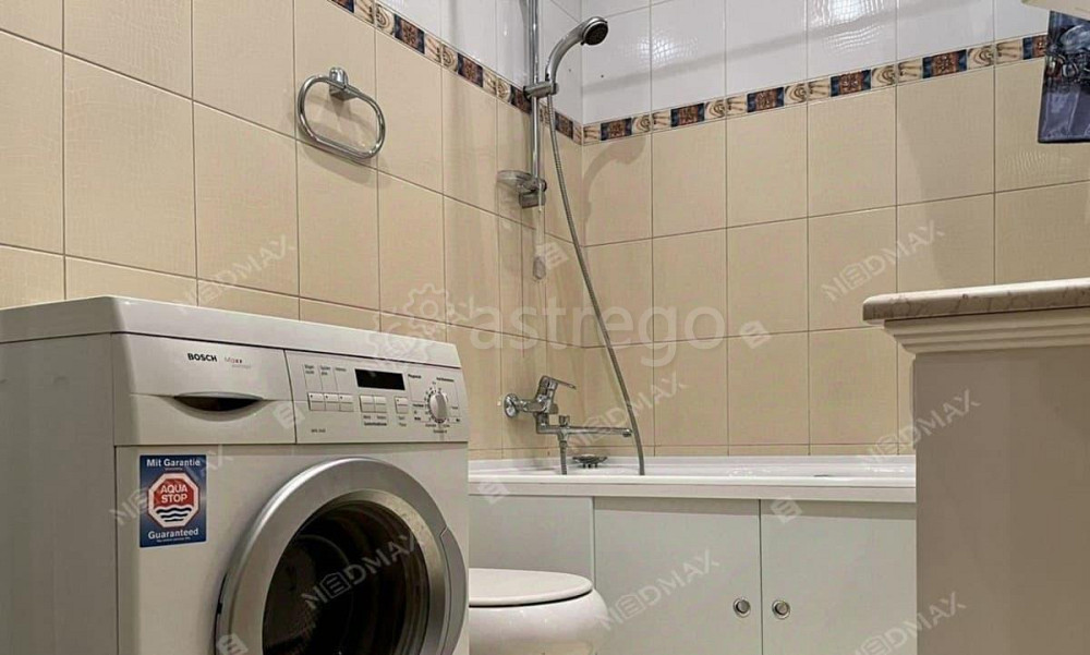 3-комн. квартира, 85 м2, 3/6 эт. Санкт-Петербург - изображение 4